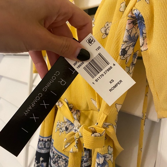 Yellow Flower Romper - Picture 3 of 3